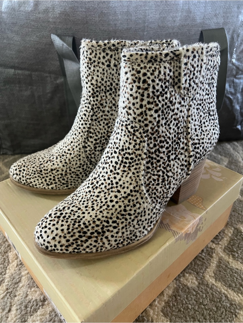Leopard Print Ankle Boots - White/Black